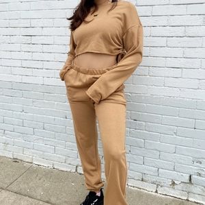 SWEATER CROP TOP &  JOGGER SET COGNAC MEDIUM